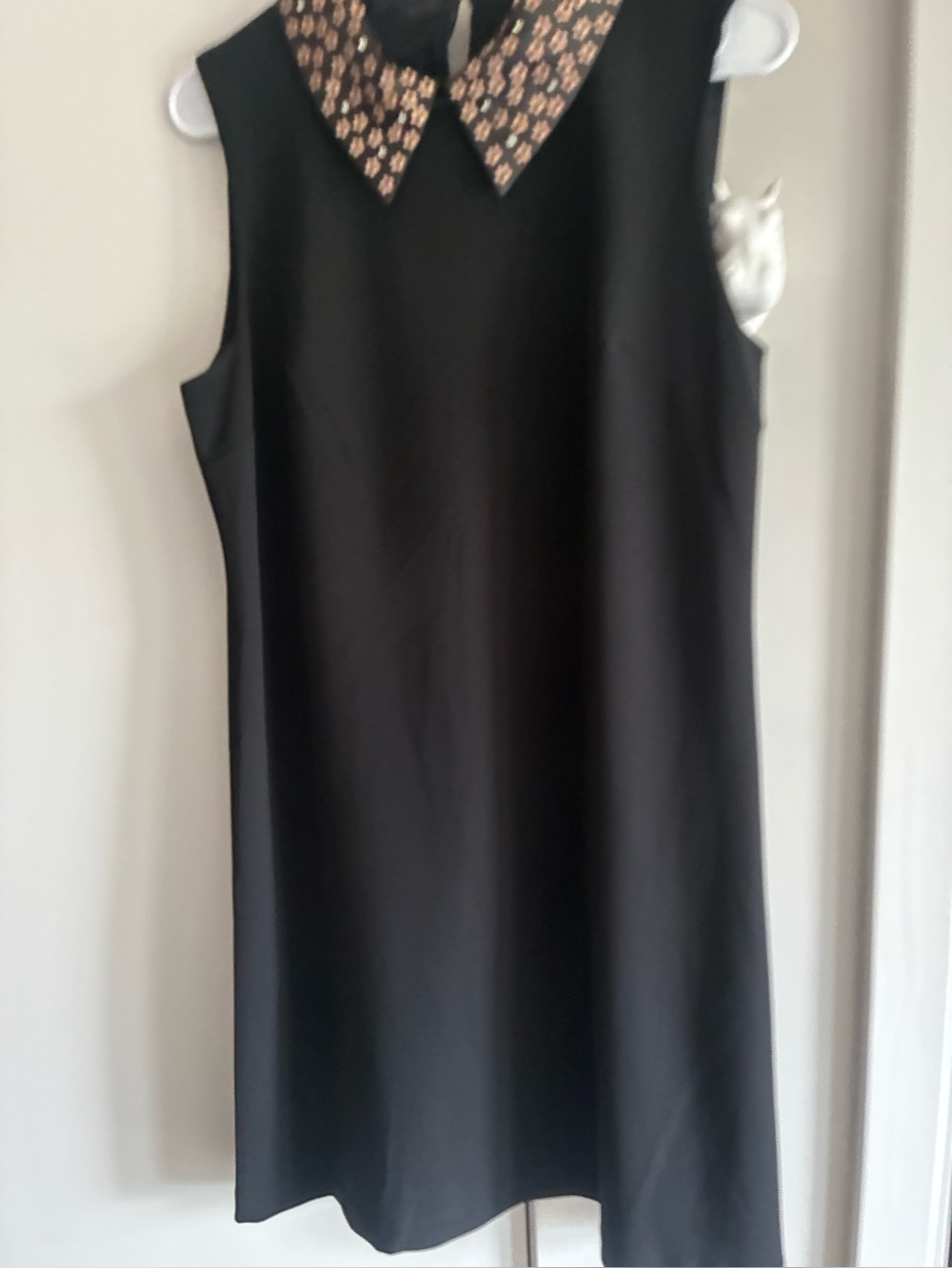 Sleeveless Black Shift Dress with beaded Floral Peter Pan Collar